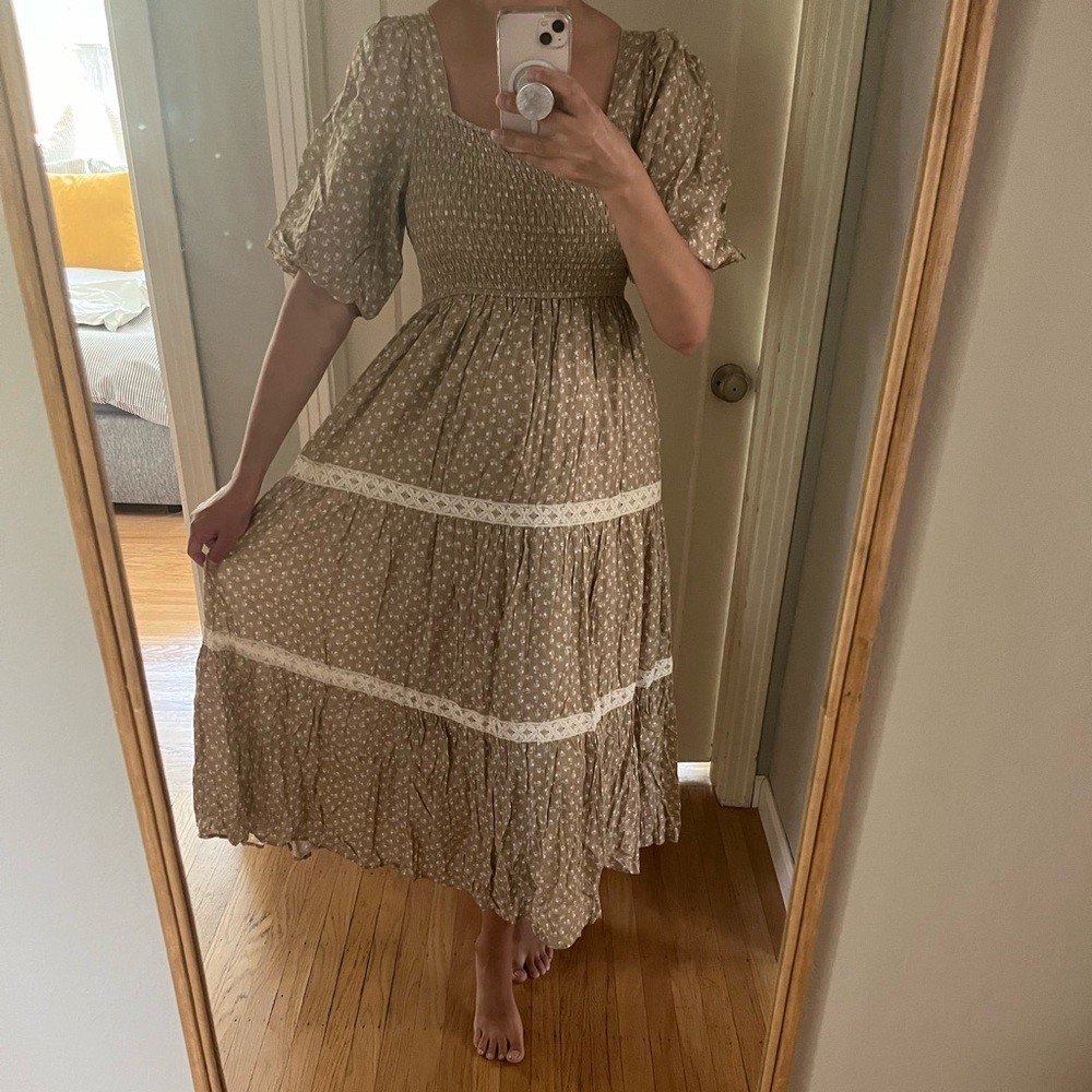 Neuflora Laurawood Dress - Light Mocha